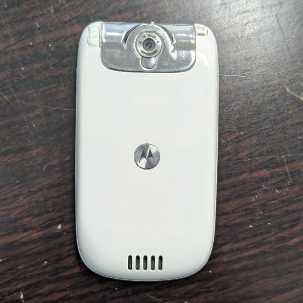 Файл:Motorola A1200 back.jpg