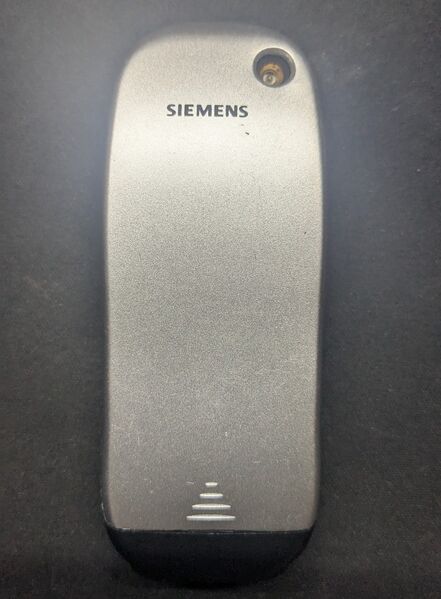 Файл:Siemens C45 back.jpg